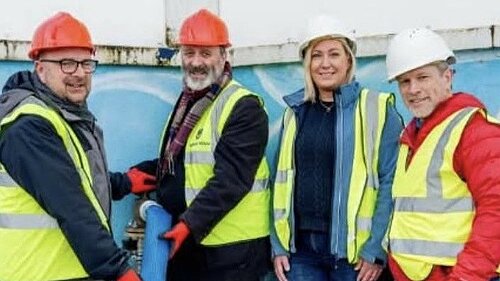 Steve Pitt and Lee Hunt turning on the taps at Hilsea Lido